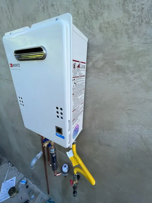Tankless water heater installation for South Heidelberg homes